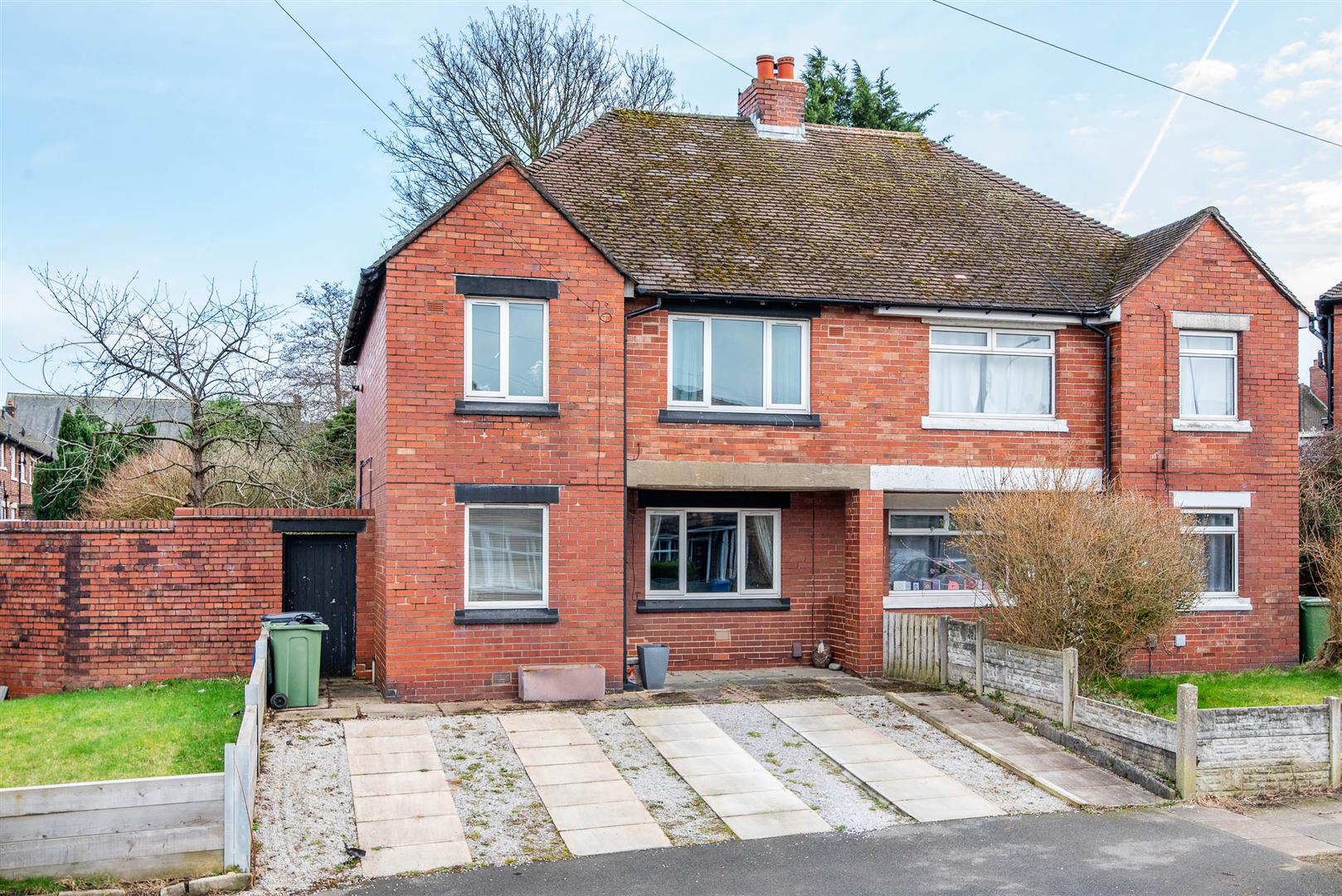 3 bed property in Eaves Green Road, Chorley